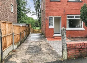 Semi-detached house To Rent in Manchester