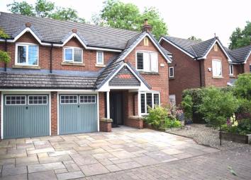Detached house For Sale in Clitheroe