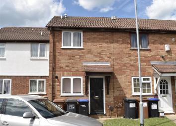 Terraced house For Sale in Northampton