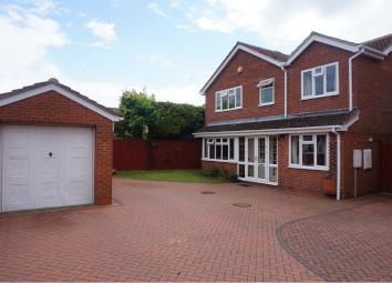Detached house To Rent in Solihull