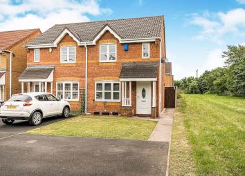 Semi-detached house For Sale in Tipton