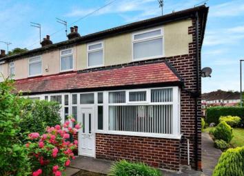 End terrace house For Sale in Manchester