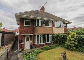 Semi-detached house For Sale in Chesterfield