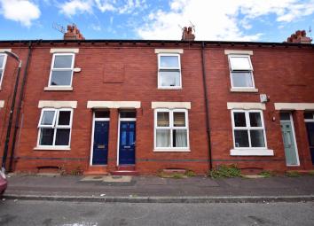 Terraced house For Sale in Salford