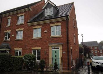 Mews house For Sale in Preston