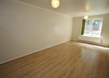 Flat To Rent in Bolton