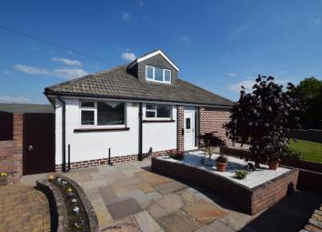 Semi-detached bungalow For Sale in Barrow-in-Furness