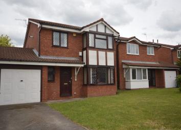 Detached house To Rent in Nottingham