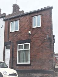 End terrace house To Rent in Sheffield