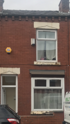 Terraced house For Sale in Bolton