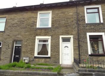 Terraced house To Rent in Colne