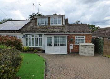 Semi-detached house For Sale in Daventry