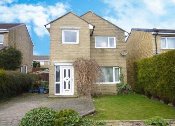 Detached house For Sale in Holmfirth
