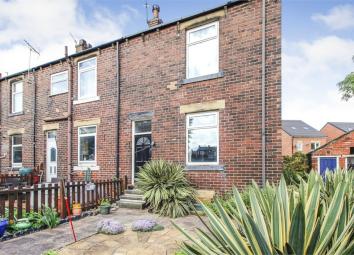 2 Bedroom End terrace house for sale