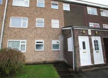 Flat For Sale in Hull