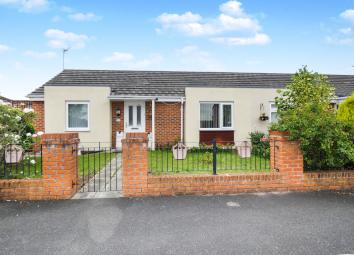 Bungalow For Sale in Liverpool