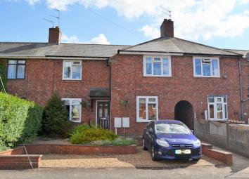 Terraced house For Sale in Dudley