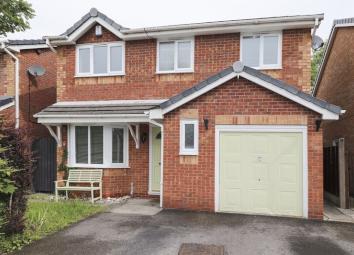 Detached house For Sale in Preston