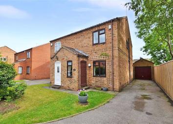 Semi-detached house For Sale in Knottingley