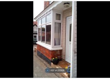 3 Bedroom End terrace house to rent