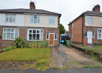 4 Bedroom Semi-detached house for sale