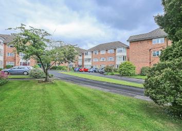 Flat For Sale in Solihull