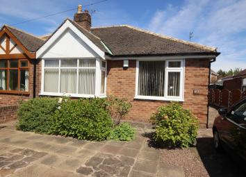 Bungalow For Sale in Poulton-Le-Fylde