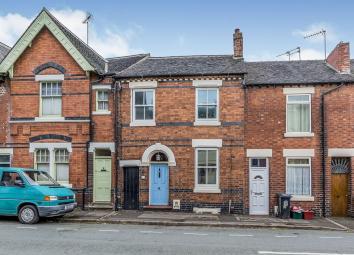 Terraced house For Sale in Newcastle-under-Lyme