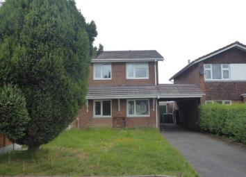 Semi-detached house For Sale in Walsall