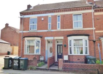 End terrace house To Rent in Coventry