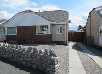 Semi-detached bungalow To Rent in Morecambe