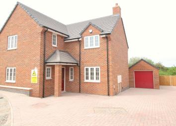 Detached house For Sale in Leicester