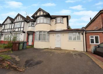 4 Bedroom Semi-detached house for sale