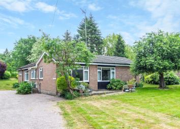 2 Bedroom Bungalow for sale