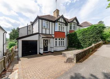 Semi-detached house For Sale in Coulsdon