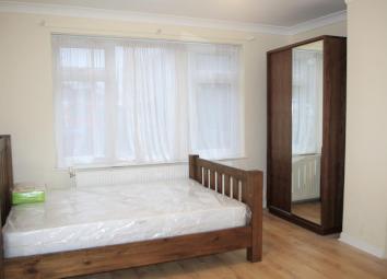 Maisonette To Rent in London