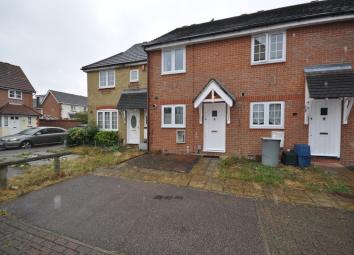 Terraced house To Rent in Romford