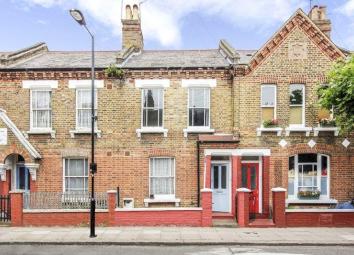 3 Bedrooms Terraced house for sale in Kilravock Road, Queens Park, London W10