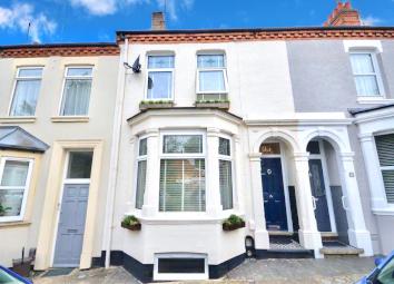 Terraced house For Sale in Northampton