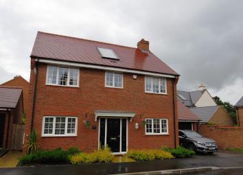 4 Bedroom Detached house to rent