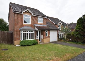 Detached house For Sale in Maidstone