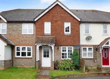 Terraced house For Sale in Littlehampton