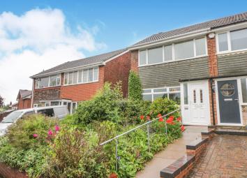 3 Bedroom End terrace house for sale