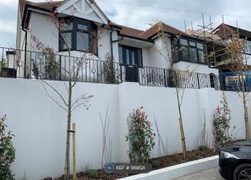 5 Bedroom Detached house to rent