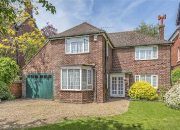 Detached house For Sale in Bedford