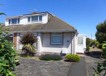 Semi-detached bungalow For Sale in Thornton-Cleveleys