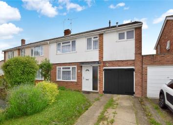 4 Bedroom Semi-detached house for sale