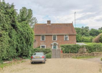 Detached house For Sale in Haslemere