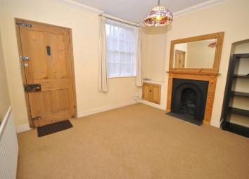 Terraced house To Rent in Loughborough