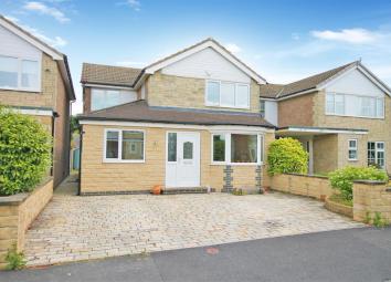 Detached house For Sale in Knaresborough